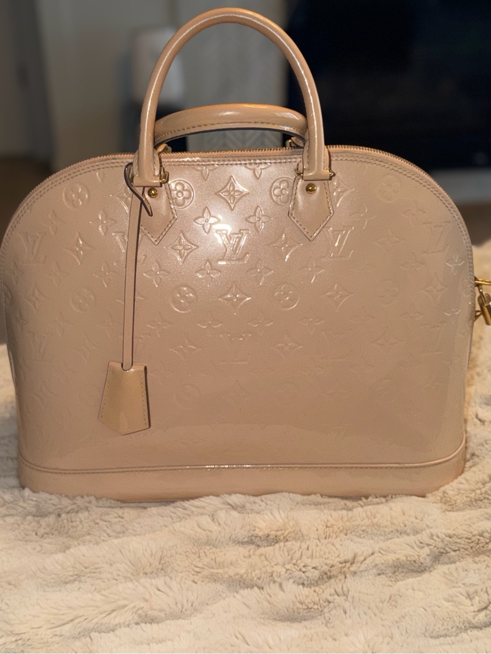 Louis Vuitton Nude Vernis Rose Florentin Alma GM Leather Top Handle Satchel